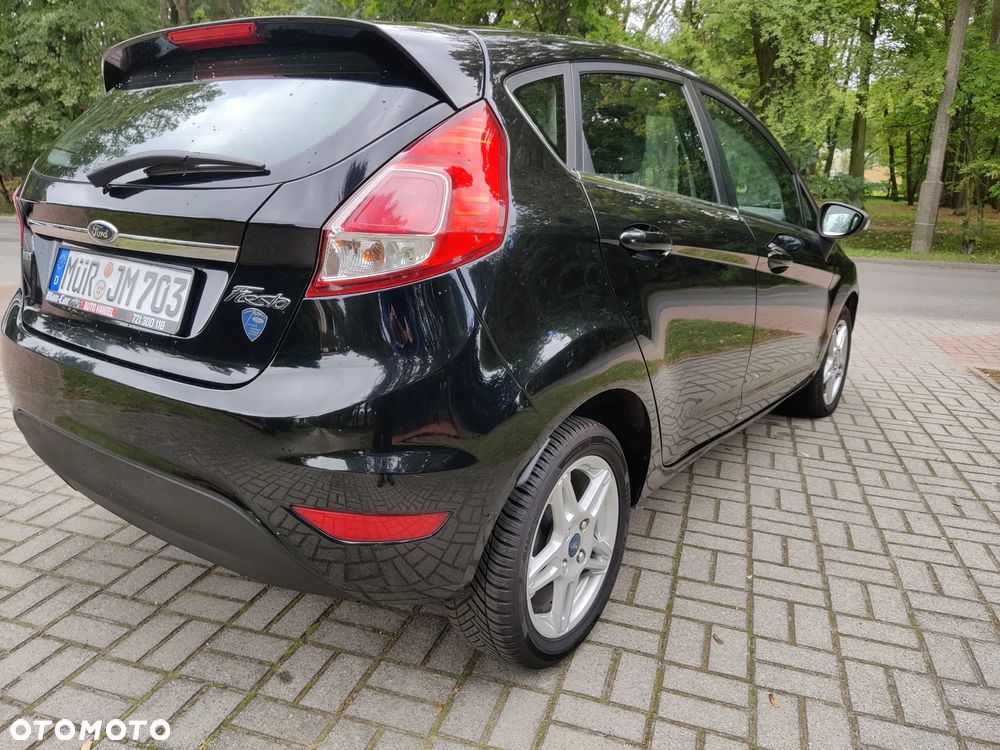 Ford Fiesta 1.0 EcoBoost S&S TITANIUM X - 11