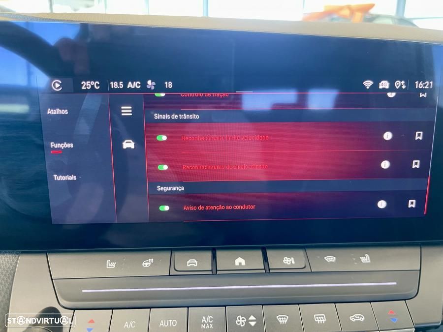 Opel Astra Sports Tourer 1.2 T GS Line - 26