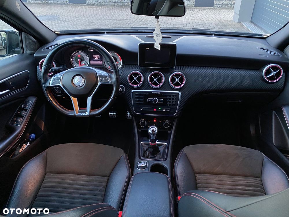 Mercedes-Benz Klasa A 180 (BlueEFFICIENCY) - 31