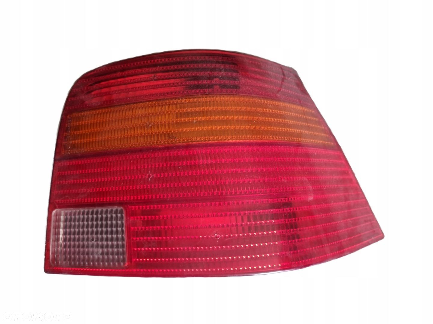 VOLKSWAGEN GOLF IV 97-06 r. LAMPA PRAWY TYŁ PRAWA TYLNA EU - 1
