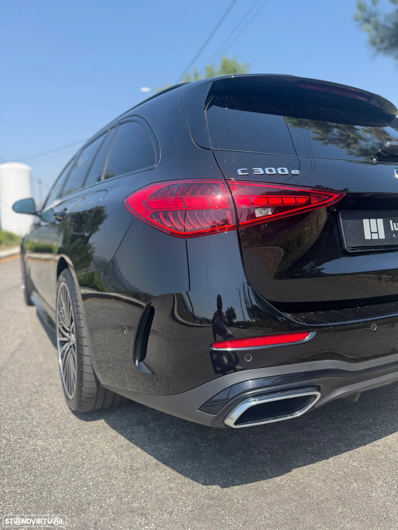Mercedes-Benz C 300 e AMG Line - 14