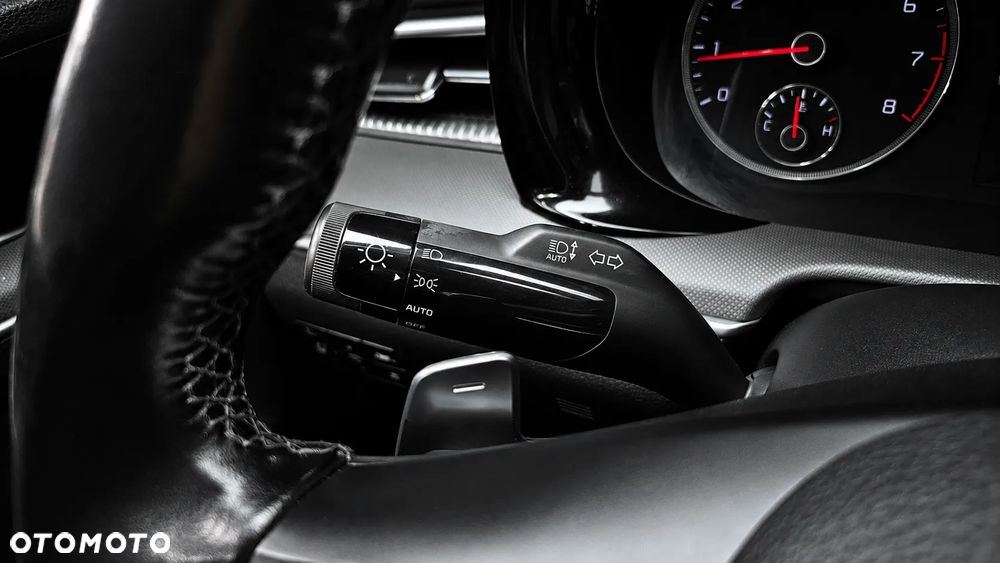 Kia K5 - 11