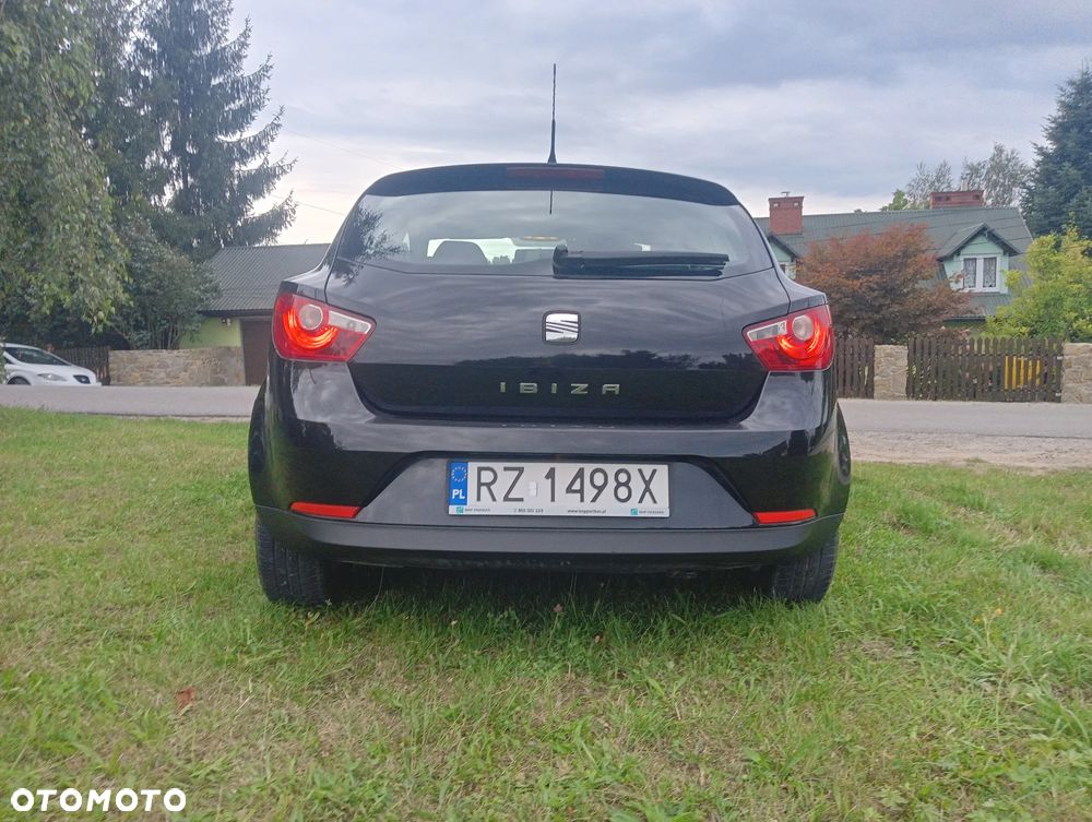 Seat Ibiza SC 1.4 16V Style - 12