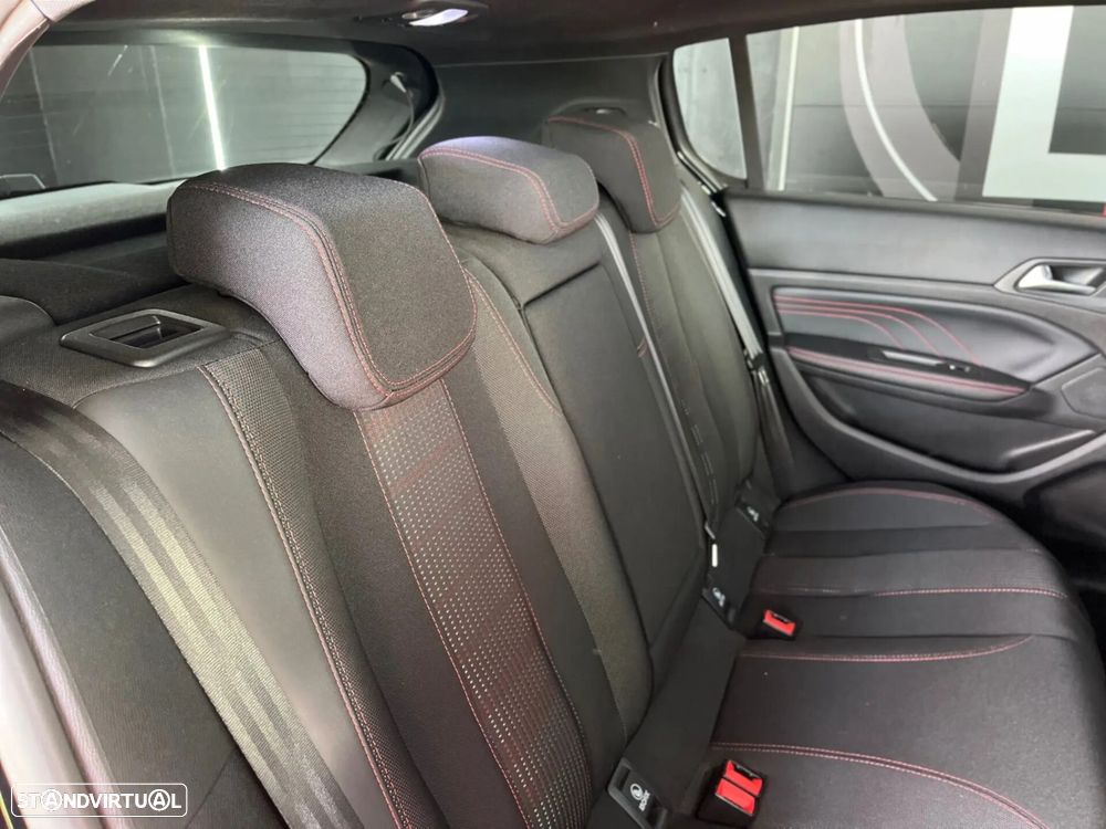 Peugeot 308 - 48