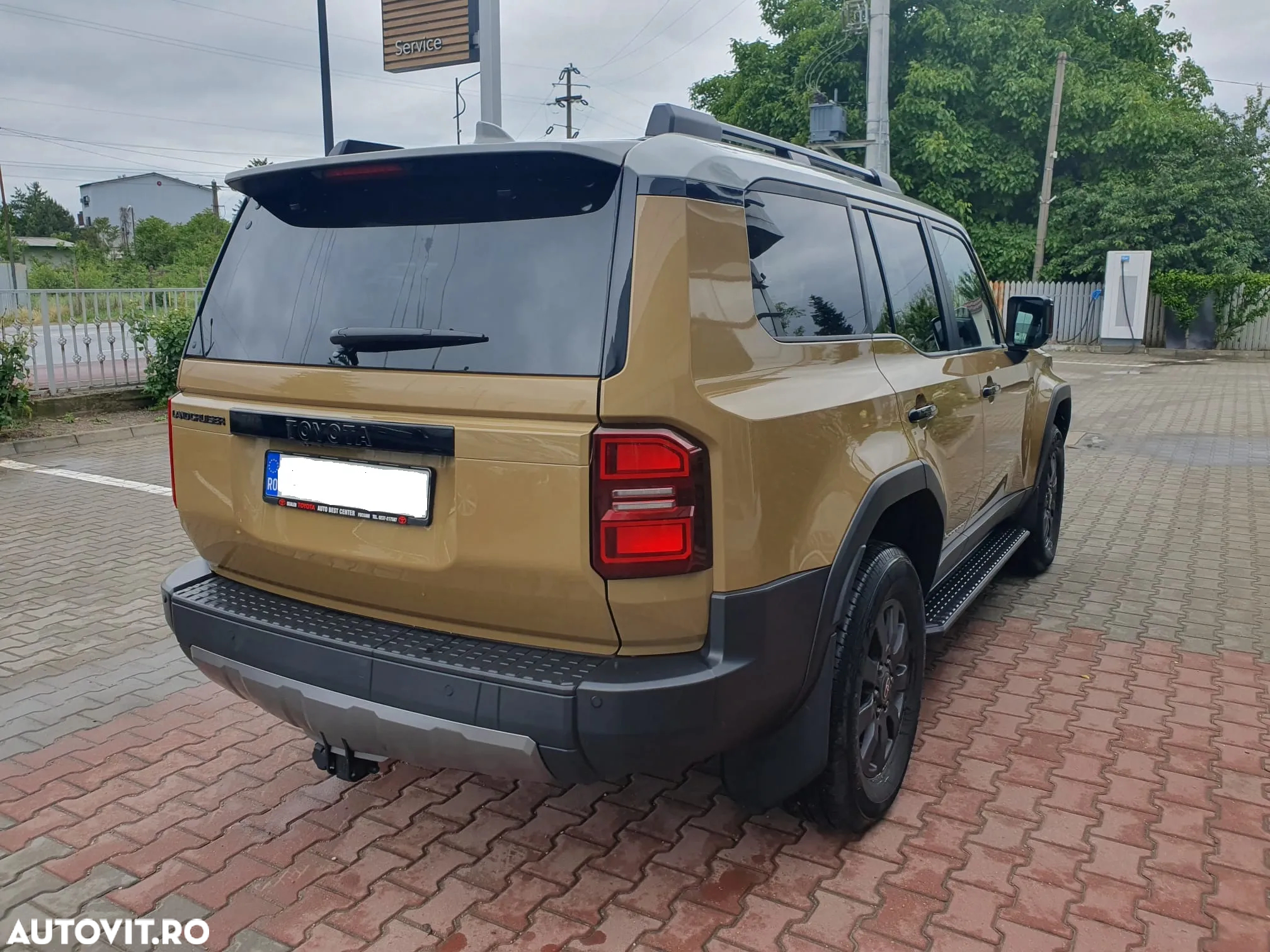 Toyota Land Cruiser 250 2.8l D-4D 204 CP A/T 7 locuri Luxury - 3