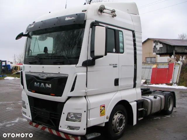 Zderzak budowlany metalowy MAN TGX 4x2, 4x4, 6x4 - 1