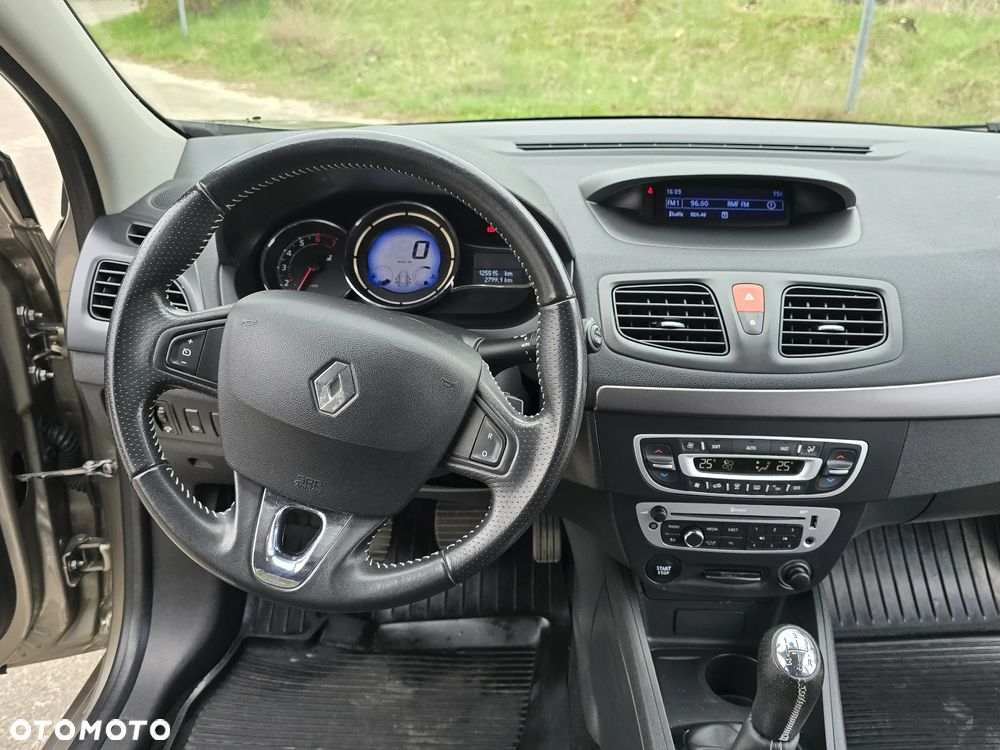 Renault Fluence 1.6 16V Limited - 9