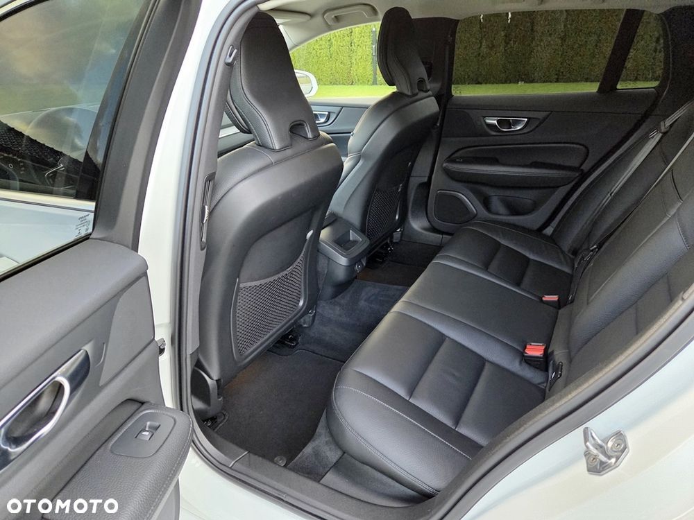 Volvo V60 B4 D Geartronic Inscription - 29