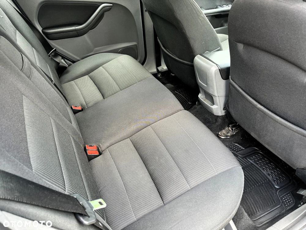 Ford Focus 1.8 Titanium - 11