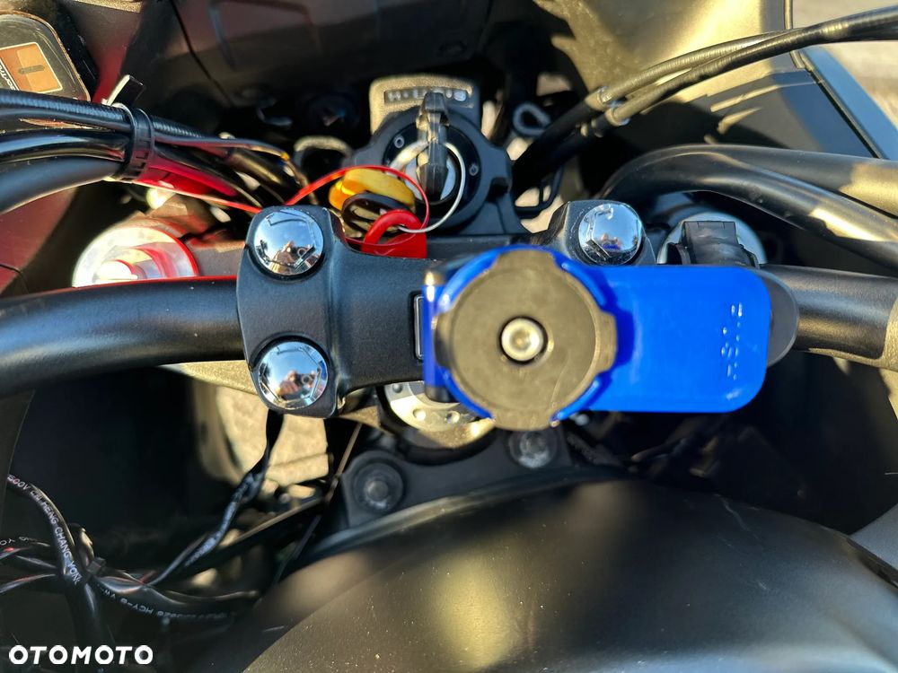 Honda CB - 16