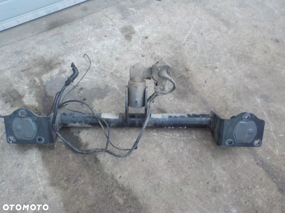 BMW X1 E84 HAK HOLOWNICZY BELKA KULA BRAK KLUCZYKA - 5