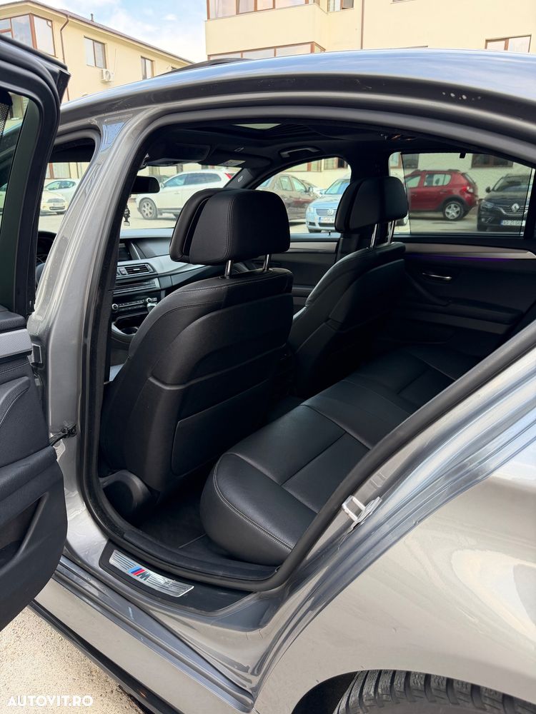 BMW Seria 5 530d xDrive Sport-Aut. - 19