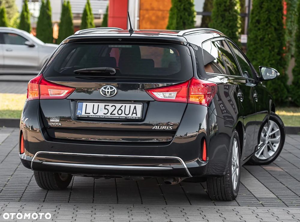 Toyota Auris 1.6 Premium - 7