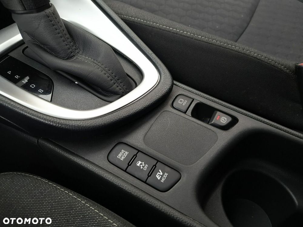 Toyota Yaris Hybrid 1.5 Comfort - 23