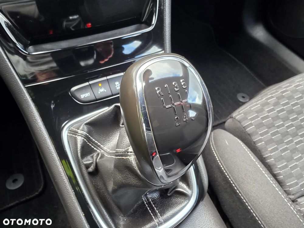 Opel Astra 1.4 Turbo Dynamic - 17