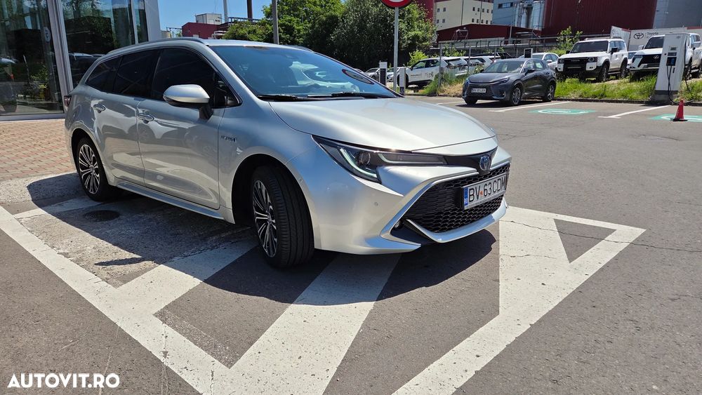 Toyota Corolla 1.8 HSD Dynamic - 3