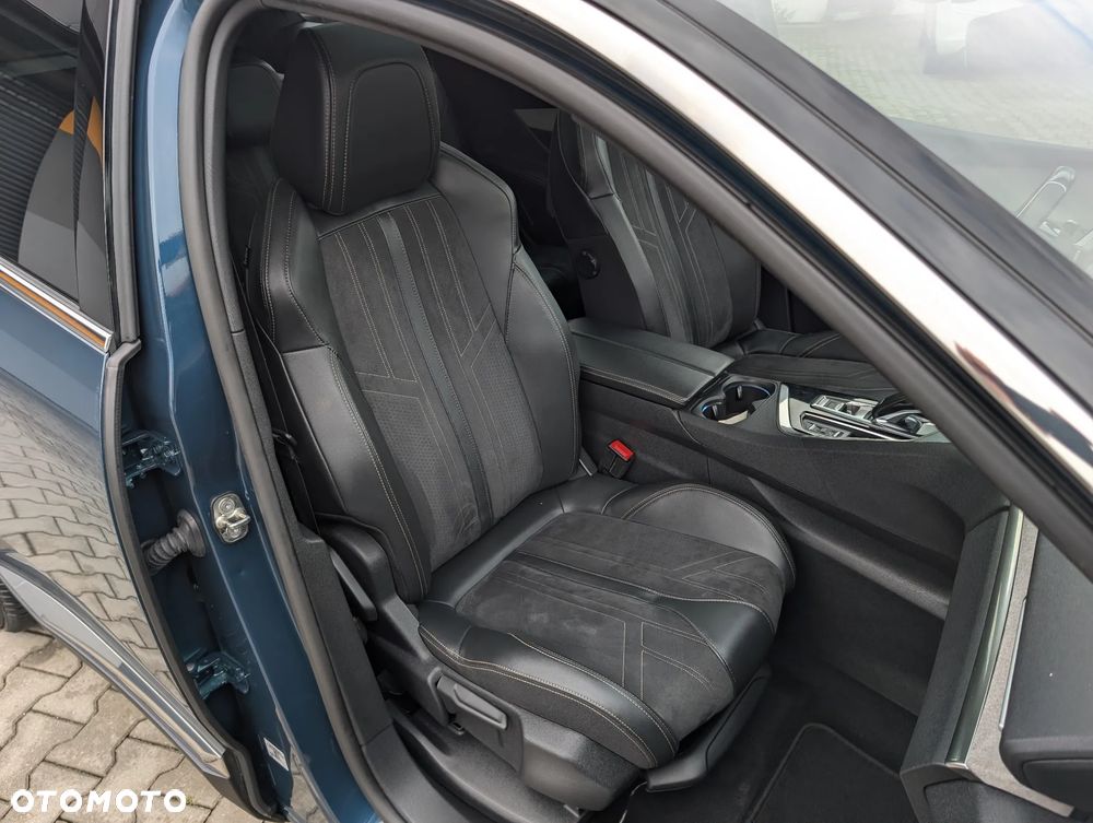 Peugeot 5008 BlueHDi 180 EAT8 GT Pack - 35