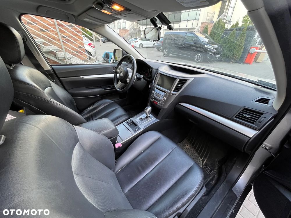 Subaru Outback 2.5i Comfort Navi AT - 19