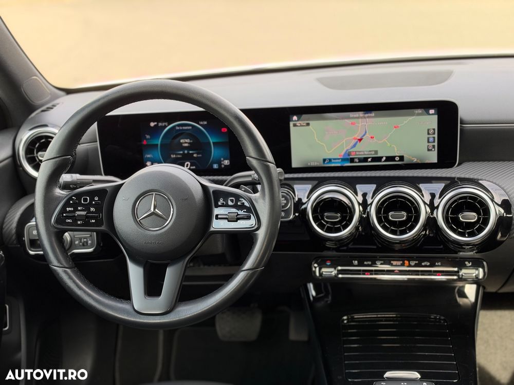 Mercedes-Benz A 180 d Sedan 7G-DCT Style - 14