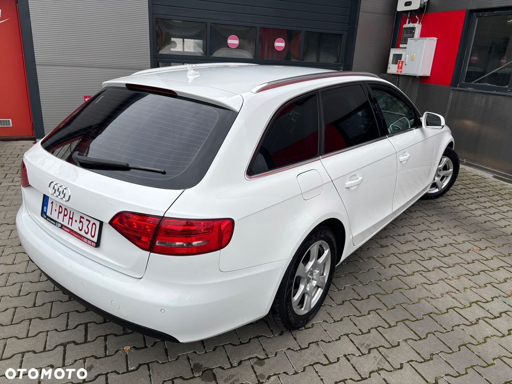 Audi A4 Avant 2.0 TDI - 13