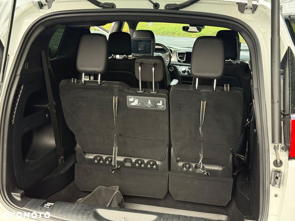 Chrysler Pacifica - 18