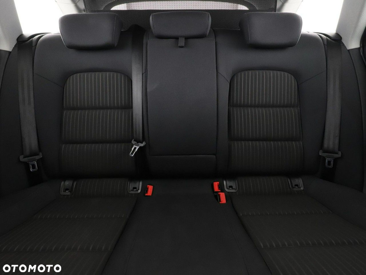 Audi A4 Avant 2.0 TDI DPF clean diesel multitronic Ambiente - 18