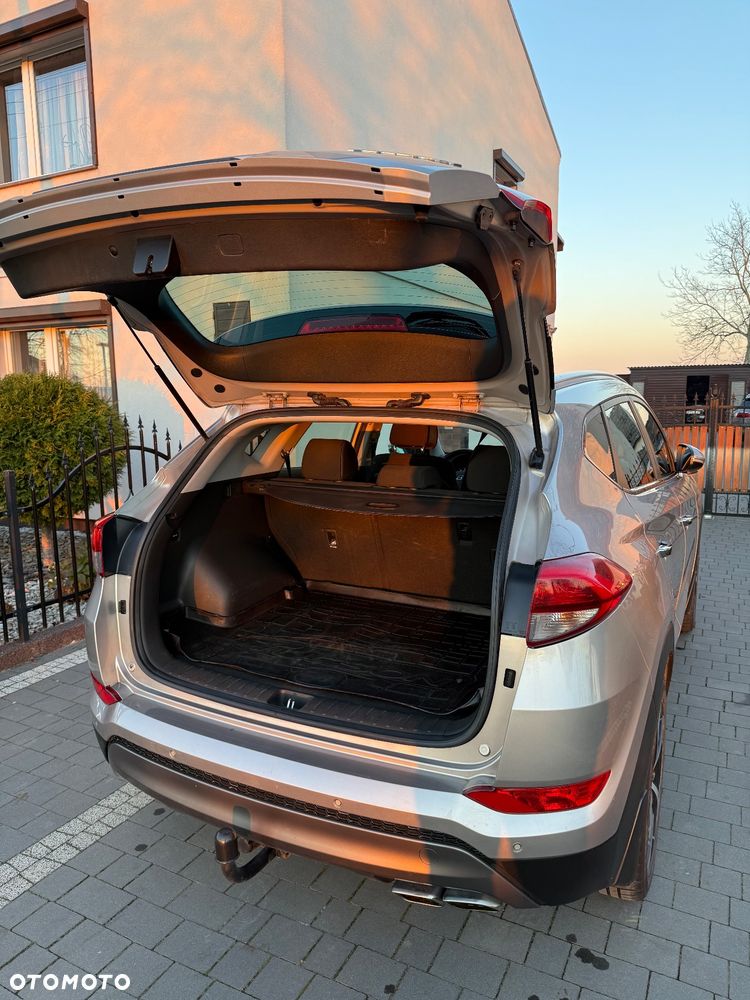 Hyundai Tucson 2.0 CRDI BlueDrive GO 2WD - 13