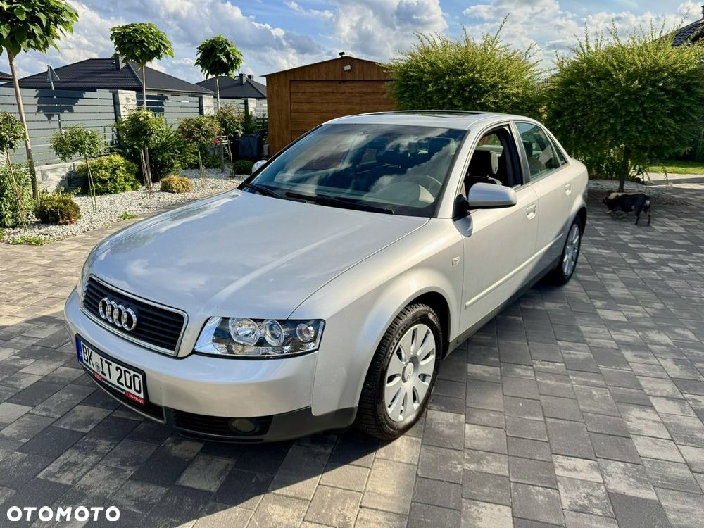 Audi A4 Limousine - 22