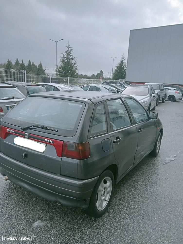 SEAT Ibiza 1.1i GLX - 3