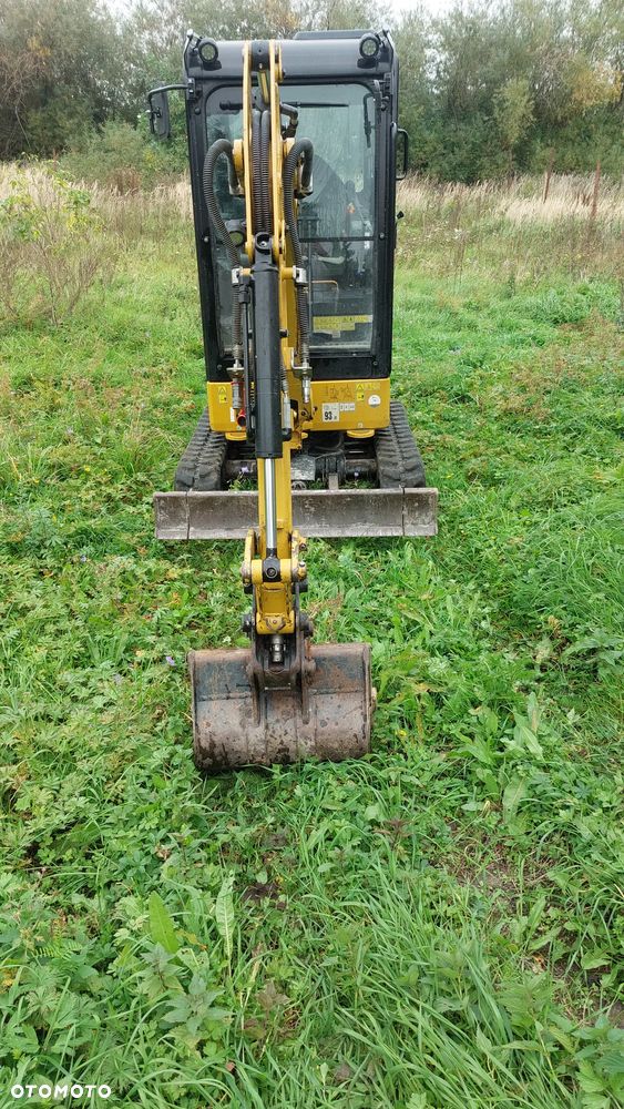 Caterpillar 301.8 - 3