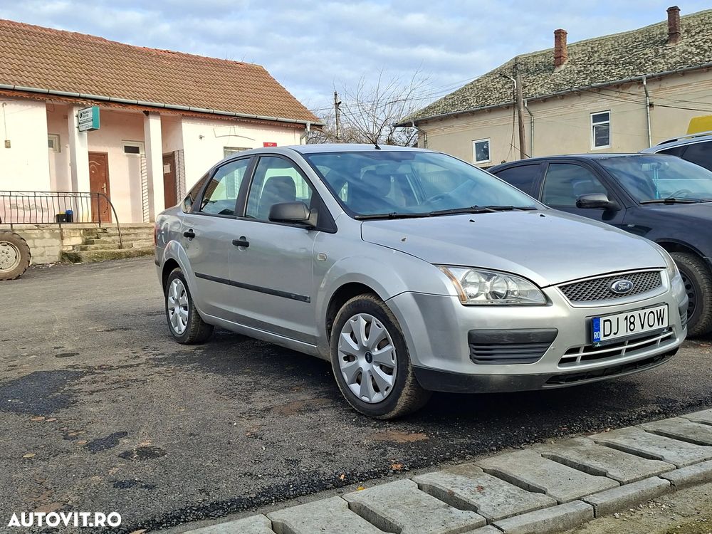 Ford Focus 1.6i 16V - 5