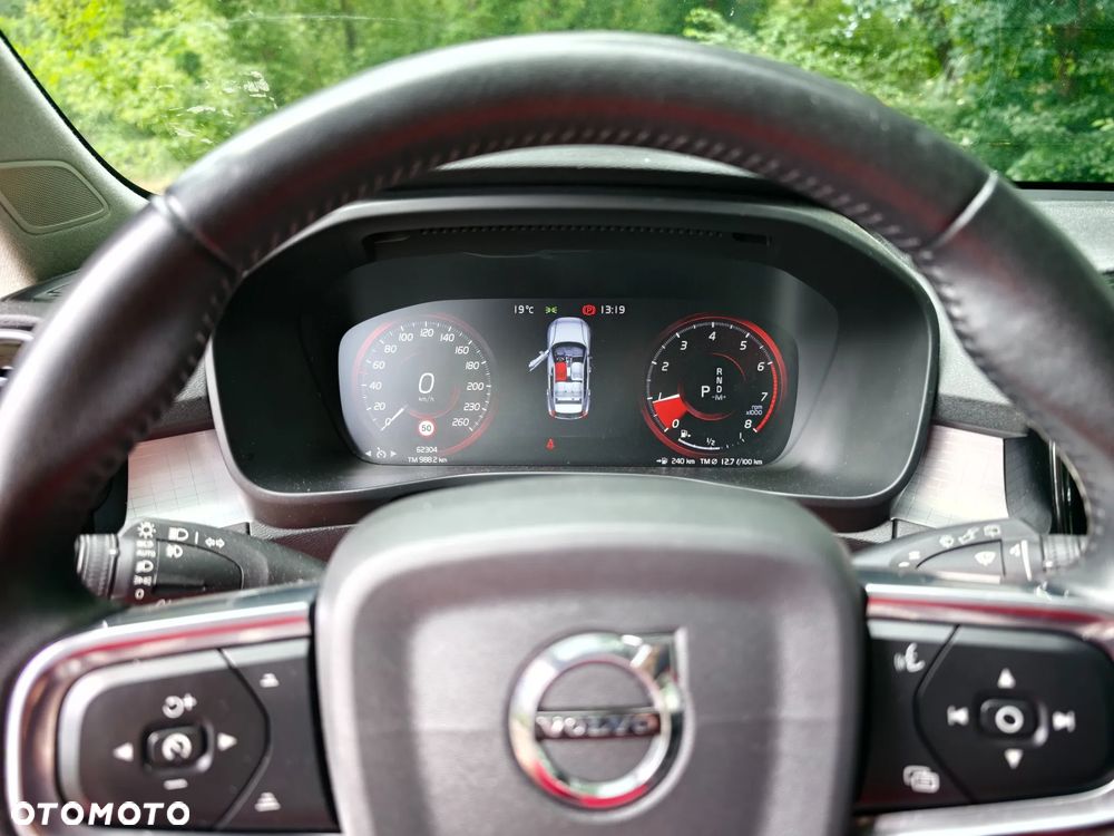 Volvo XC 40 - 12