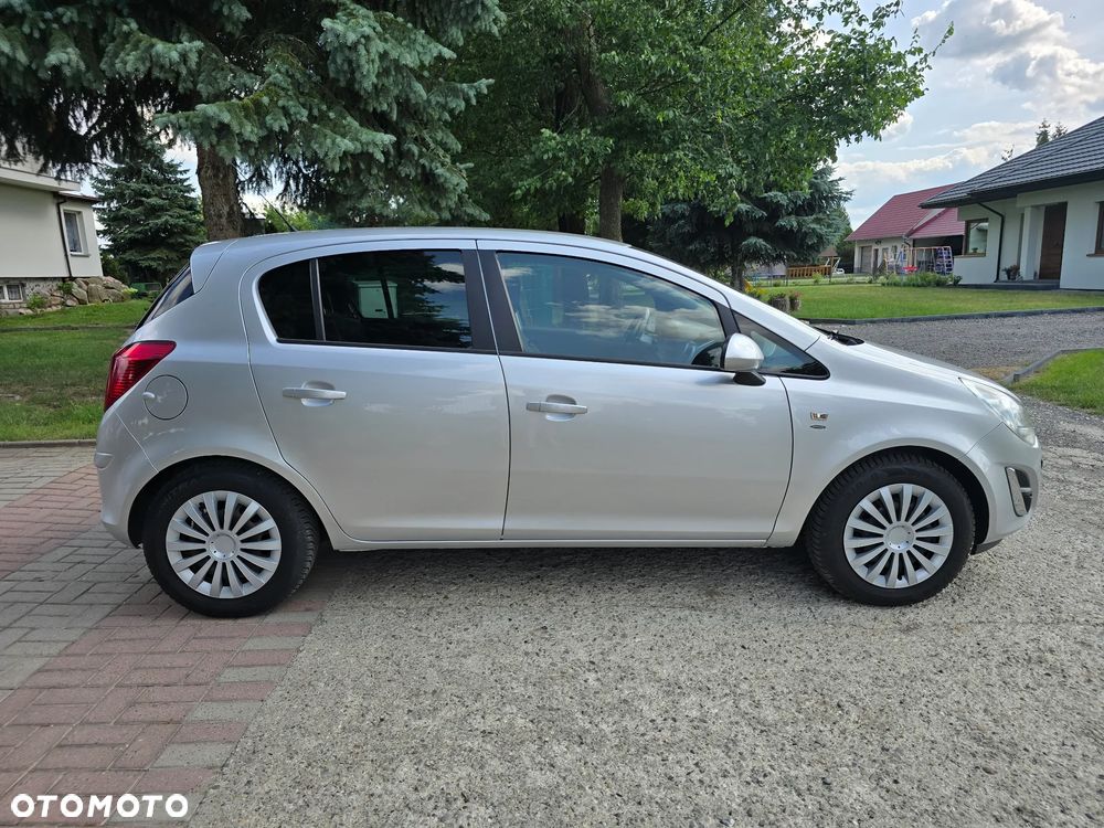 Opel Corsa - 4