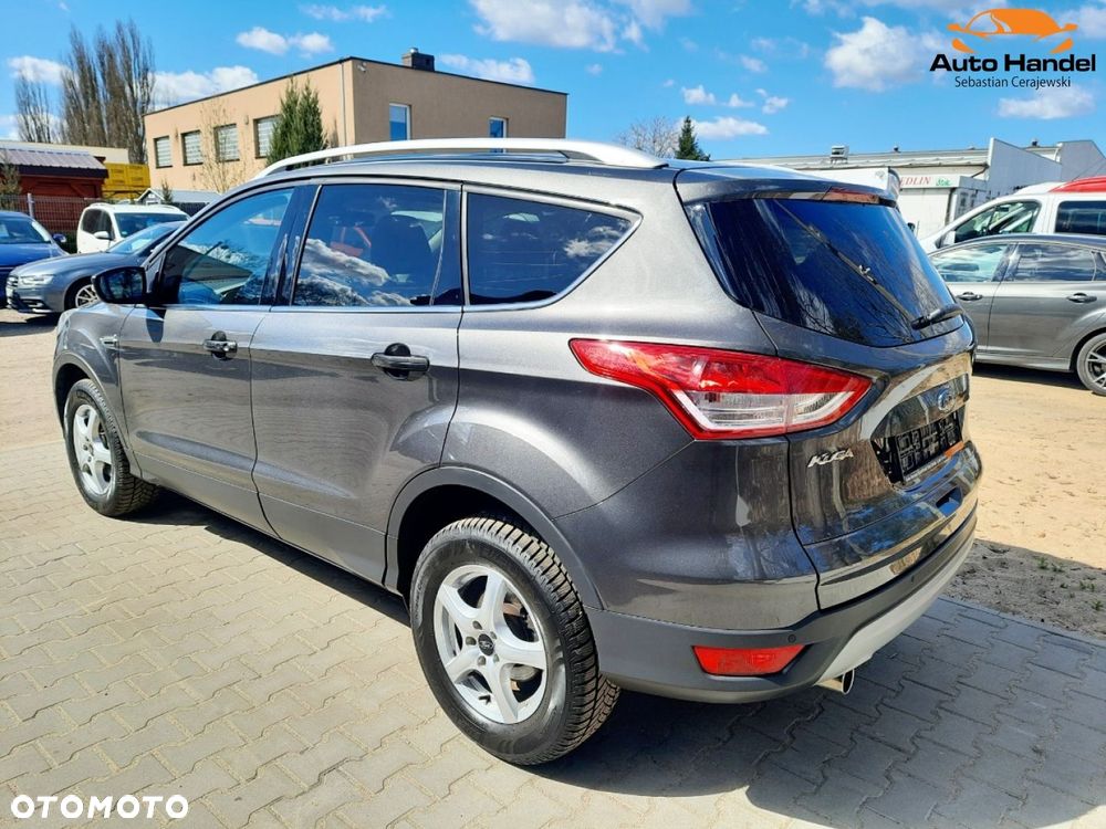 Ford Kuga 1.5 EcoBoost 2x4 Titanium - 12