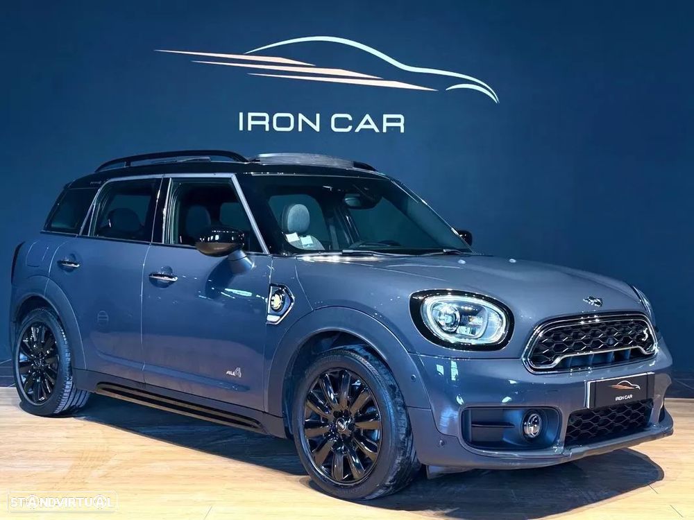 MINI Countryman Cooper SE ALL4 Auto - 1