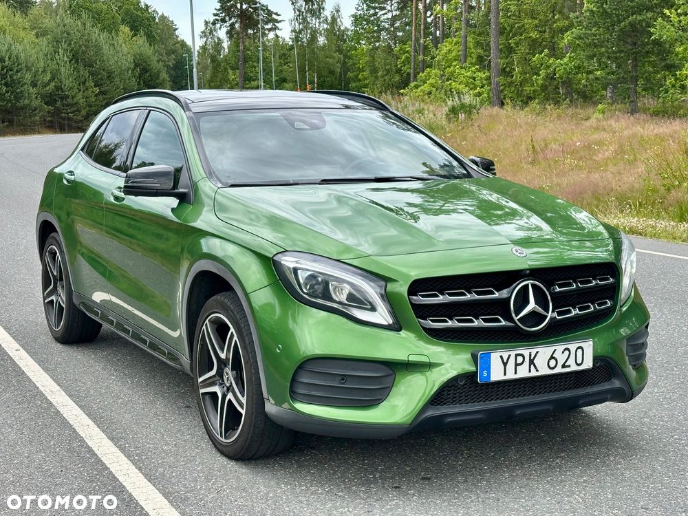 Mercedes-Benz GLA 250 4Matic 7G-DCT AMG Line - 3