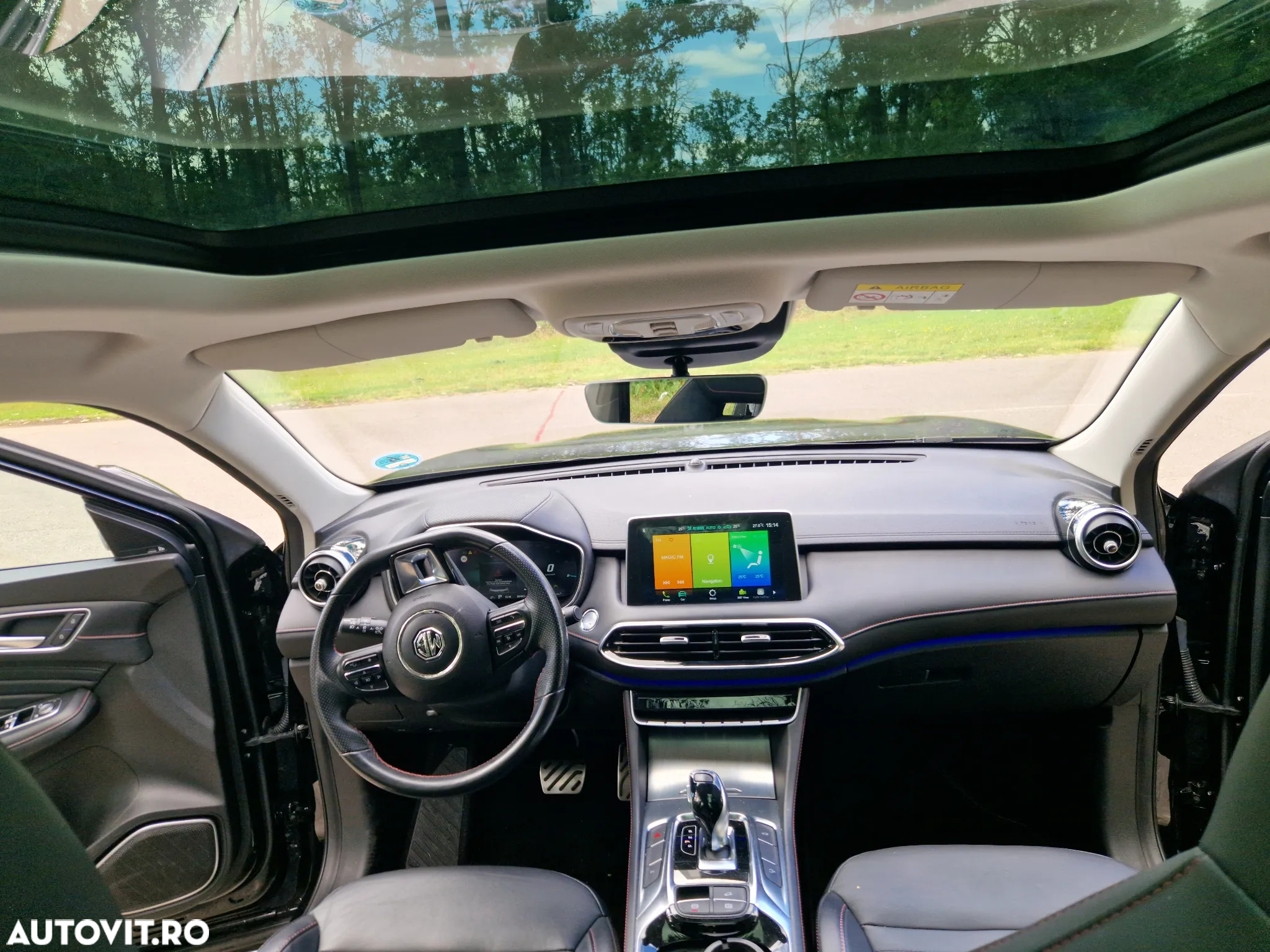 MG EHS 1.5T-GDI PHEV Luxury - 14