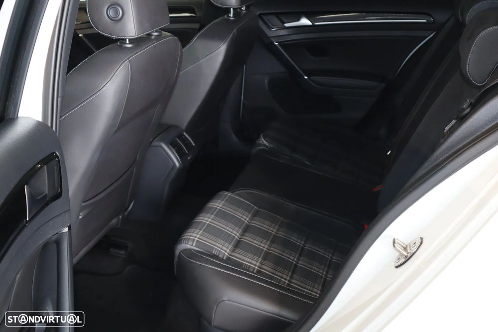 VW Golf GTD (BlueMotion ) DSG - 7