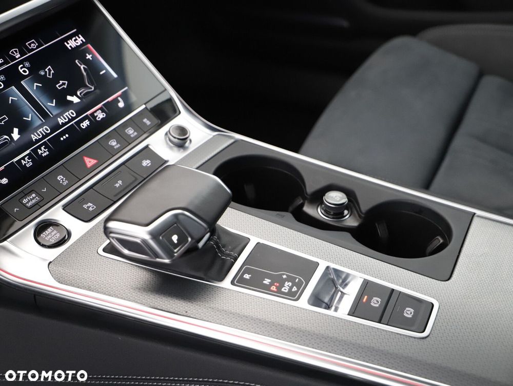 Audi A6 Allroad - 13