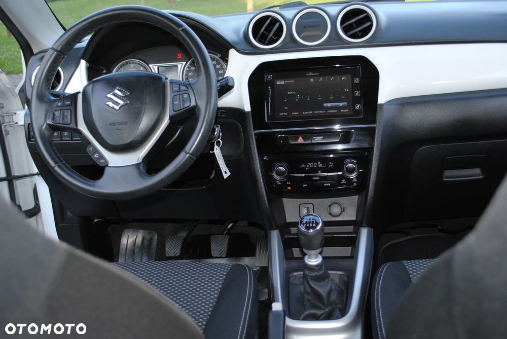 Suzuki Vitara 1.6 DDiS (4x2) Comfort - 21