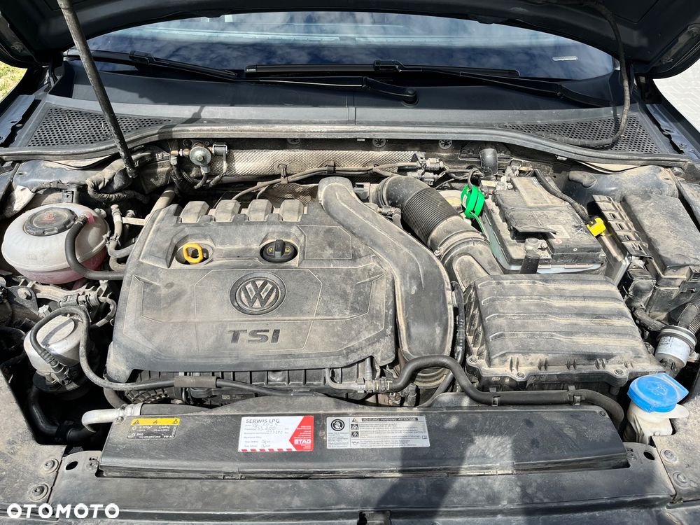 Volkswagen Passat 1.5 TSI EVO Highline DSG - 32