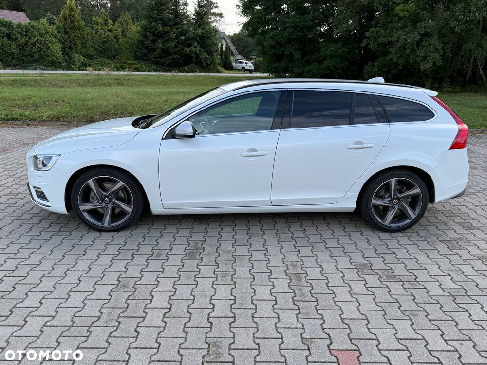 Volvo V60 D4 Drive-E R-Design Summum - 18