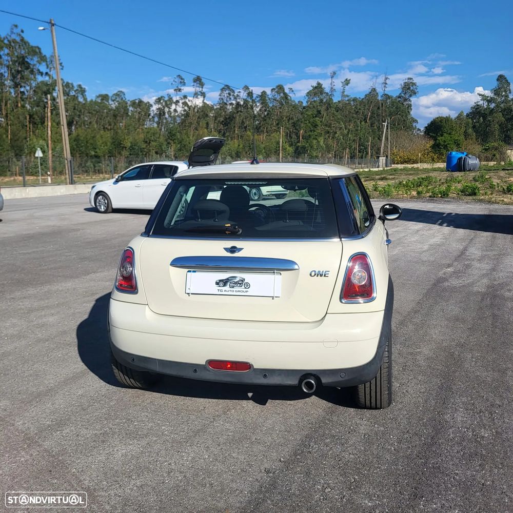 MINI Coupé - 16