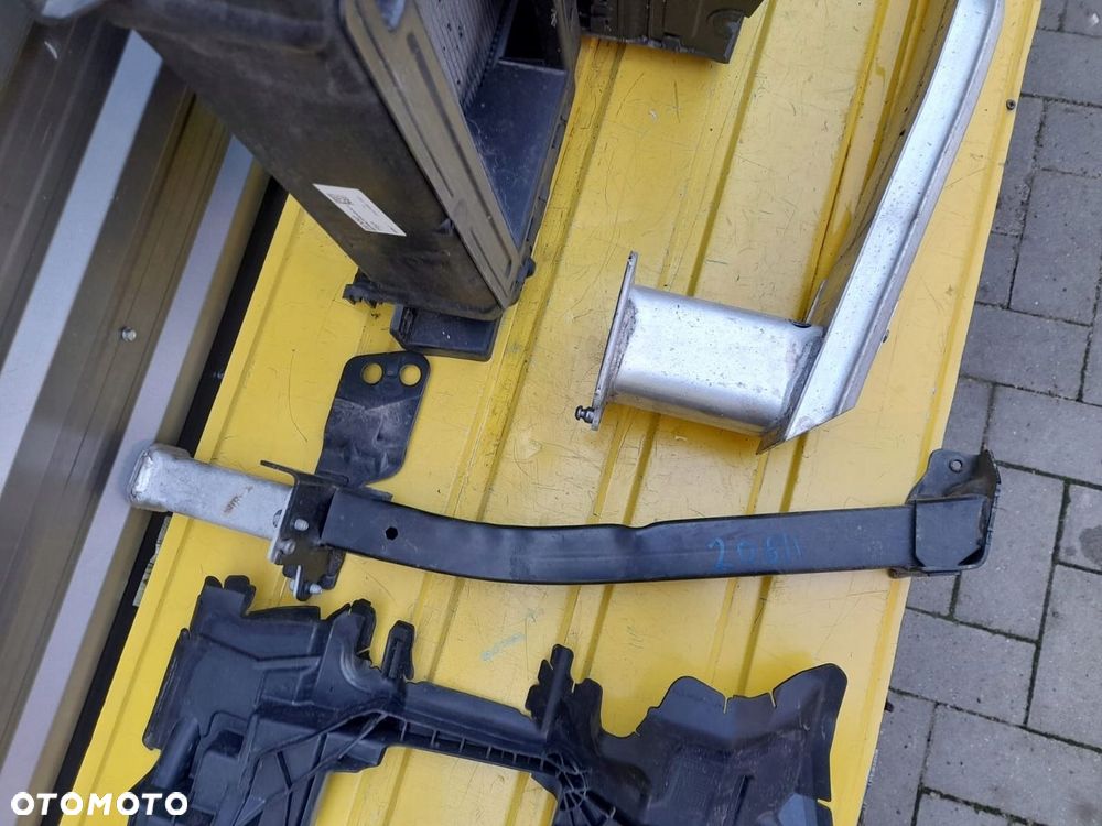 PEUGEOT 208 II E-208 PAS PRZÓD BELKA CHŁODNICE RADAR 9832186380 - 5