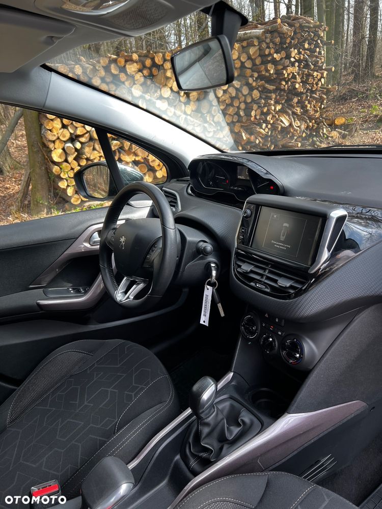 Peugeot 2008 1.2 VTi Allure - 6