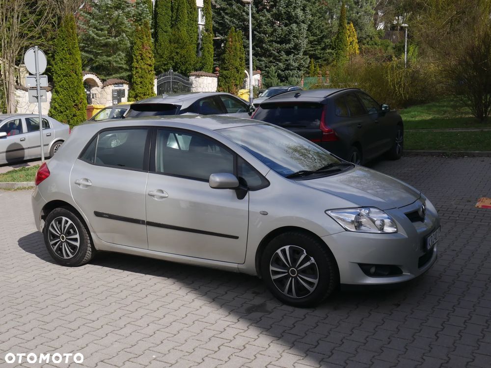 Toyota Auris 1.6 VVT-i Sol - 3