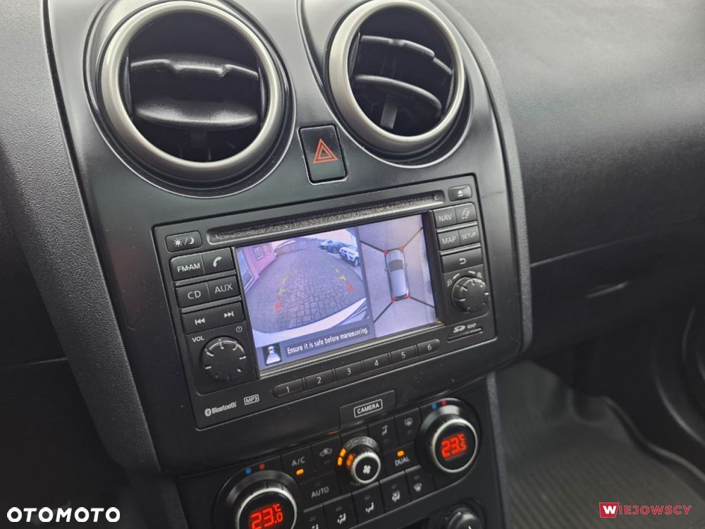 Nissan Qashqai+2 - 23