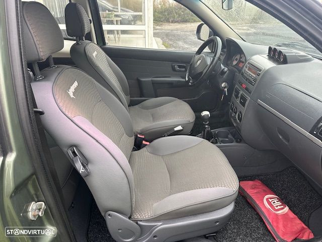 Fiat STRADA ADVENTURE 4 LUGARES - 17