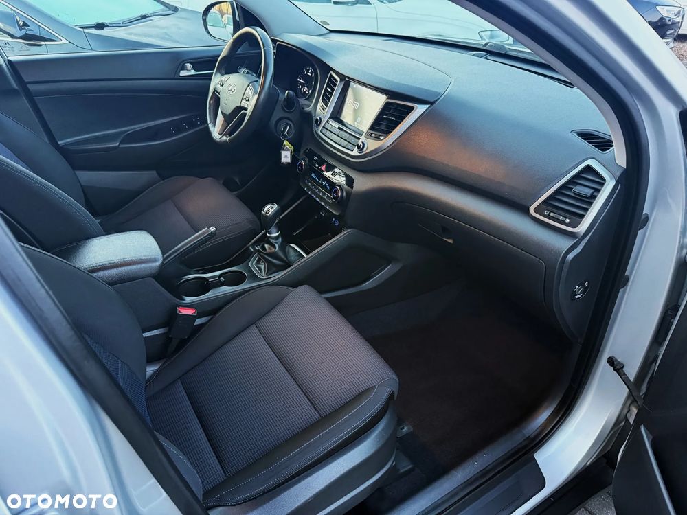 Hyundai Tucson blue 1.7 CRDi 2WD Passion Plus - 14