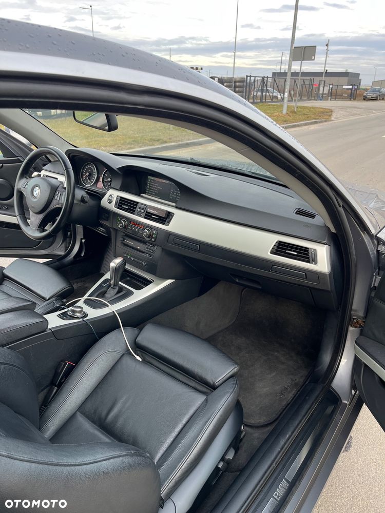 BMW Seria 3 335i - 9